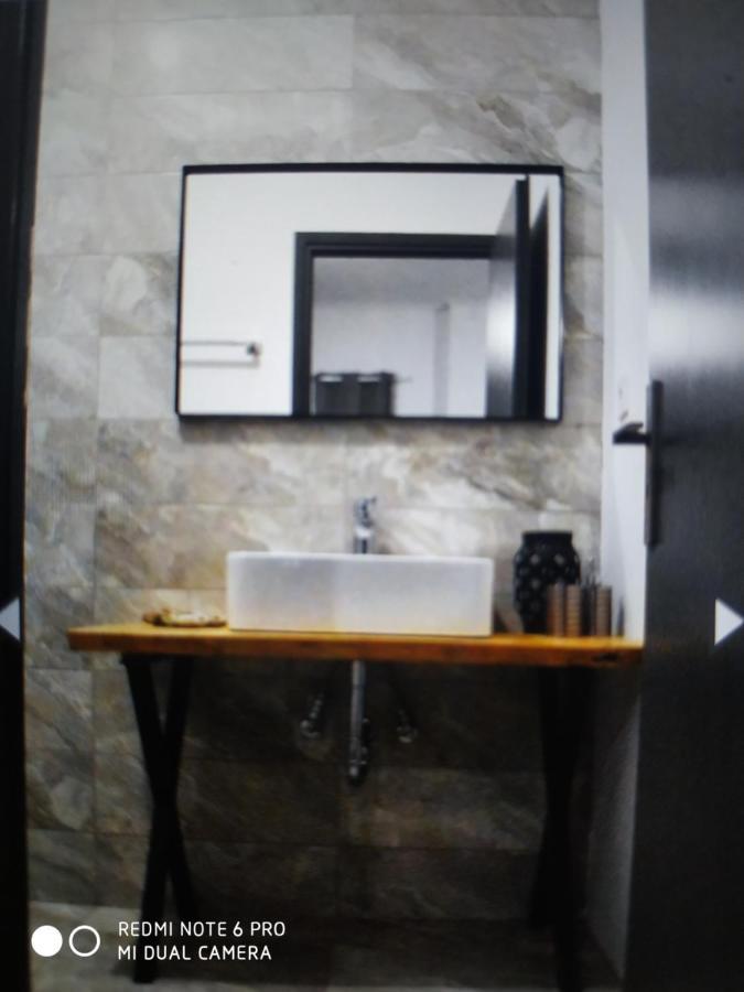 Minimal Apartment كالاماتا المظهر الخارجي الصورة